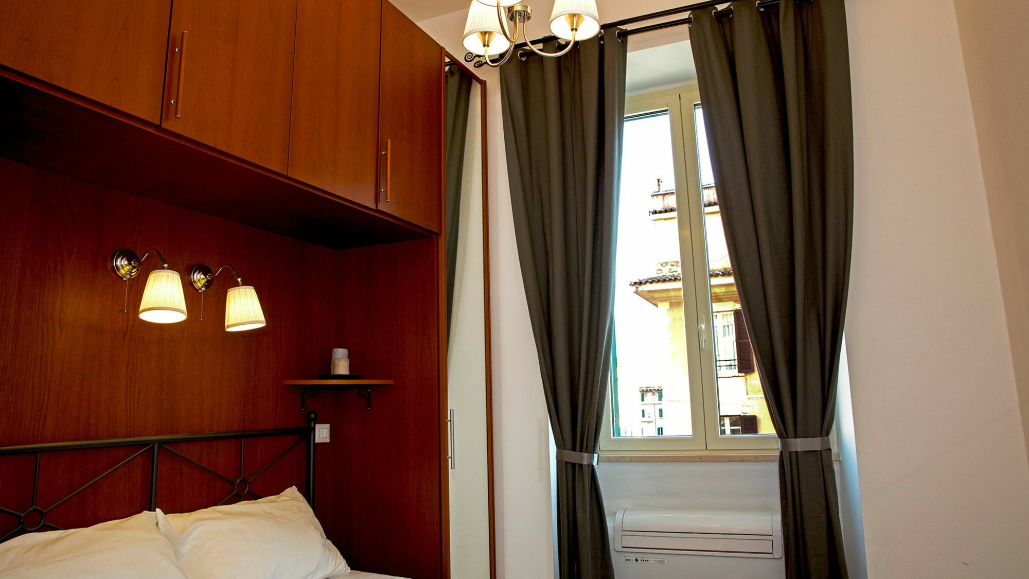 Miclad Colosseum Guest House Rome Exterior photo